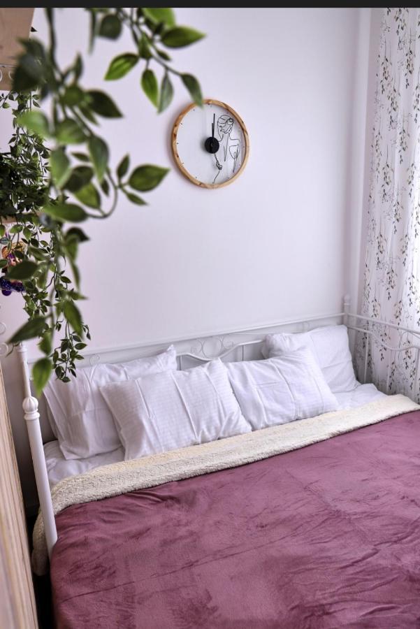 Studio Apartment, 5 Minutes To The Beach Bar Esterno foto